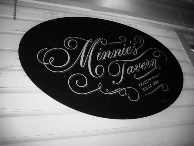 Minnie's Tavern Sign